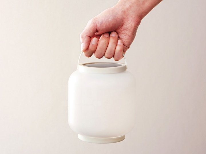 yoin - Mooni-LED-solar-lighting-designboom02
