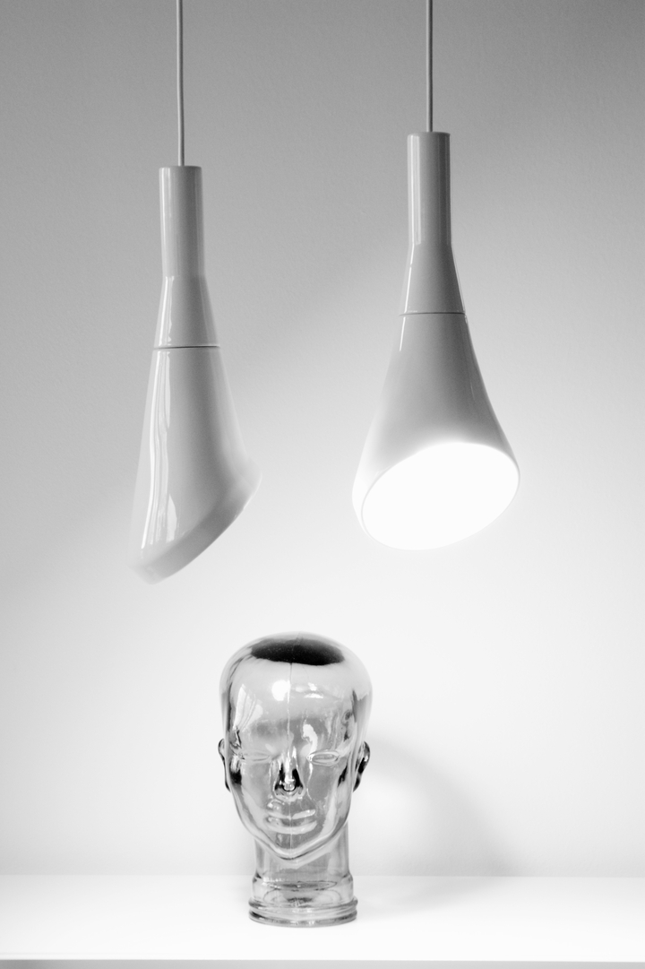 White Noise hanging lamp by RODRIGO Vairinhos social magazine-50 design