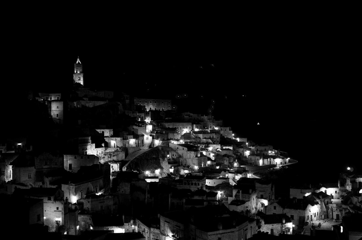 La Fabrica this Nightescapes, Matera
