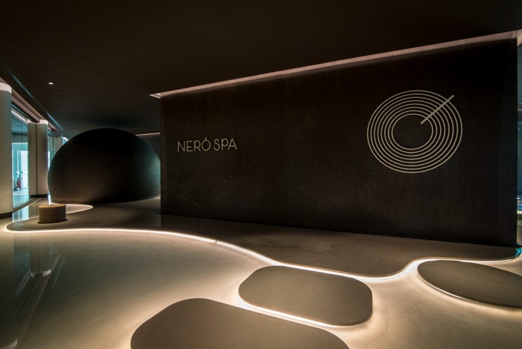 Neró Spa Studio Apostoli, der Eingang mit der Rezeption