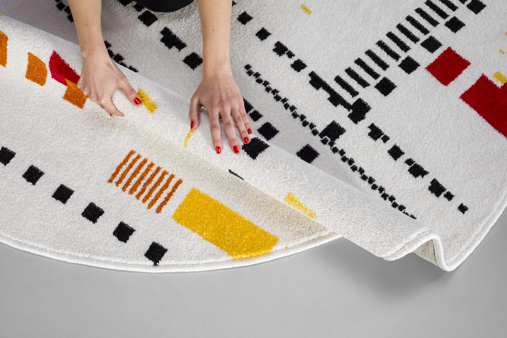 koleksi karpet levantin design run 2021 Urban carpet